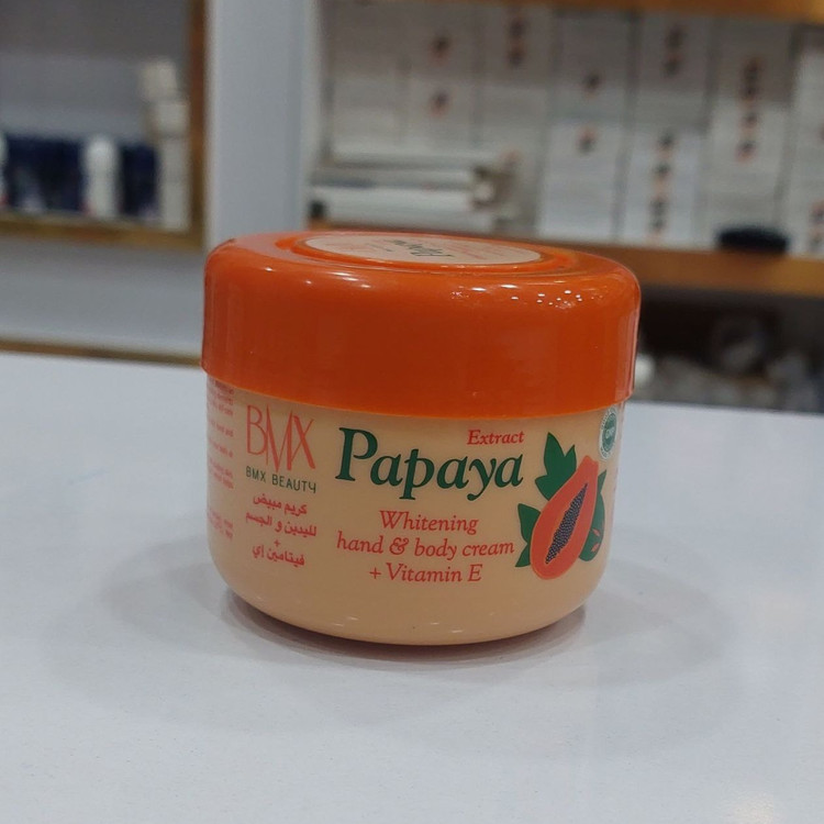 کرم پاپایا سفید کننده بدن وصورت حاوی ویتامین E کاسه ای ۲۵۰ میل